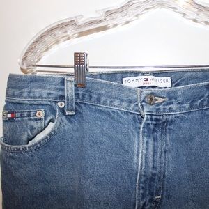 Tommy Hilfiger- Light wash jeans